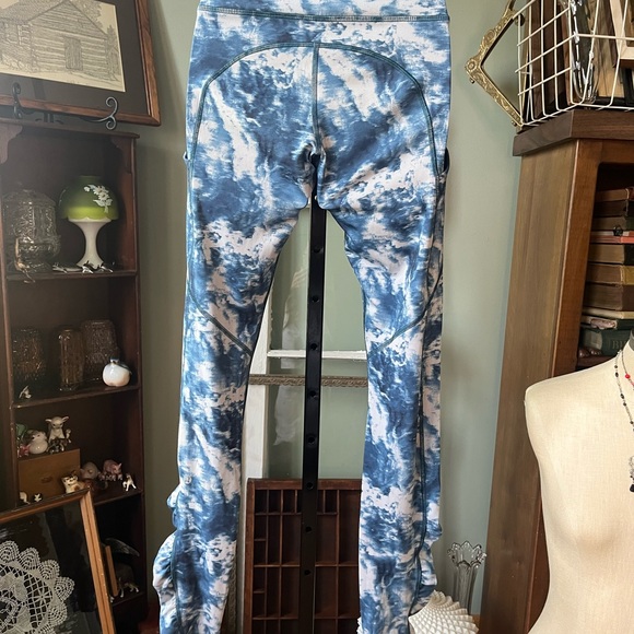 LULULEMON TIE DYE SPEED TIGHT III SIZE 4 - Picture 2 of 8